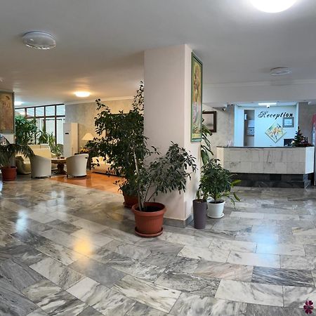 Apart Hotel Central Razgrad Екстер'єр фото