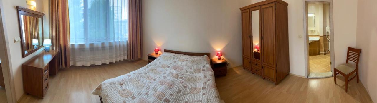 Apart Hotel Central Razgrad Екстер'єр фото