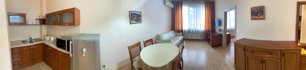 Apart Hotel Central Razgrad Екстер'єр фото