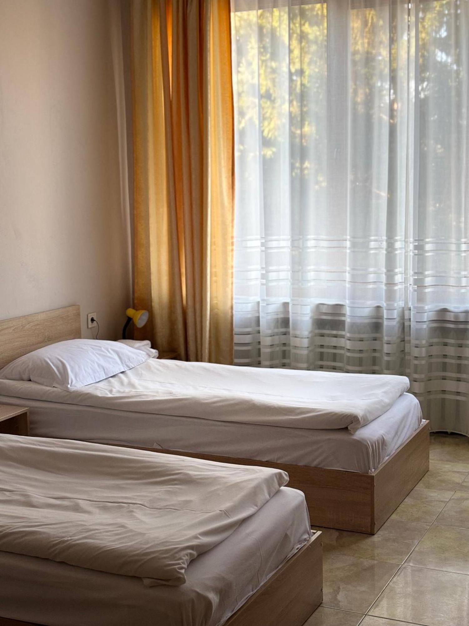 Apart Hotel Central Razgrad Екстер'єр фото
